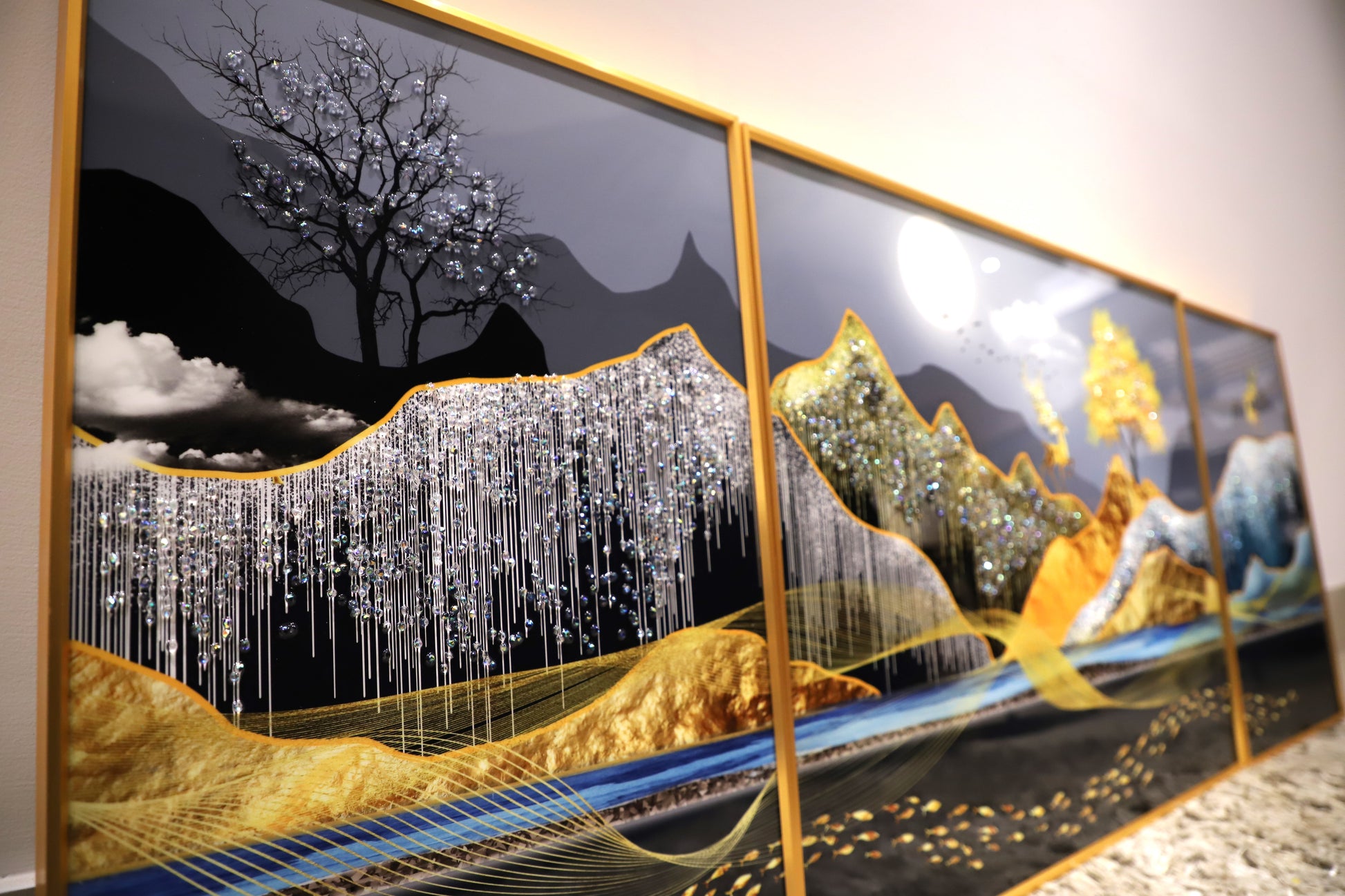 The Glowing Stream – Set of -3 |Luxury Crystal wall art|40*60*2+60*80cm