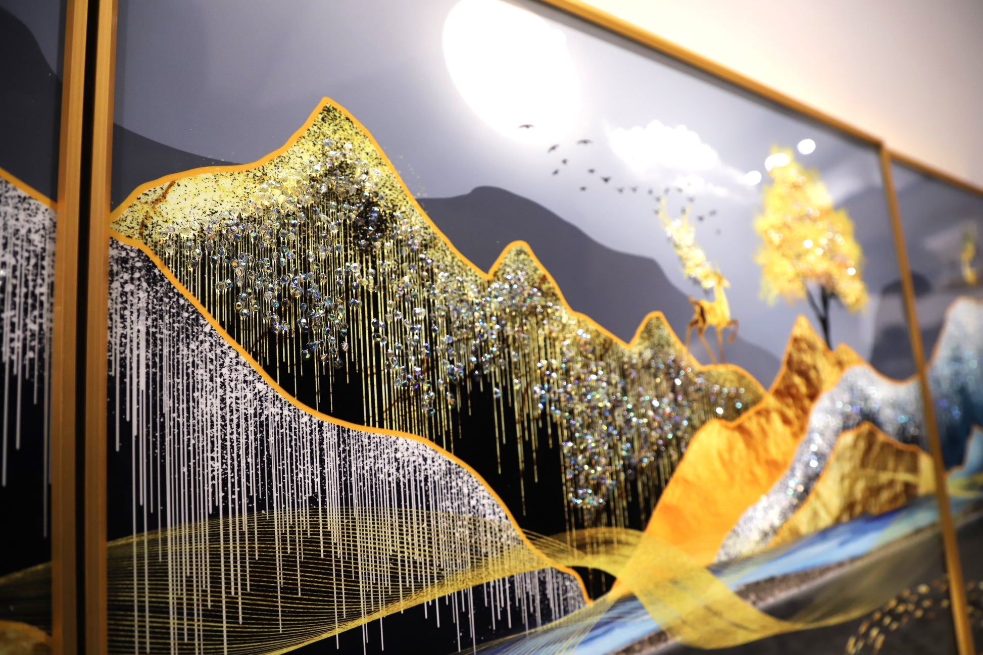 The Glowing Stream – Set of -3 |Luxury Crystal wall art|40*60*2+60*80cm