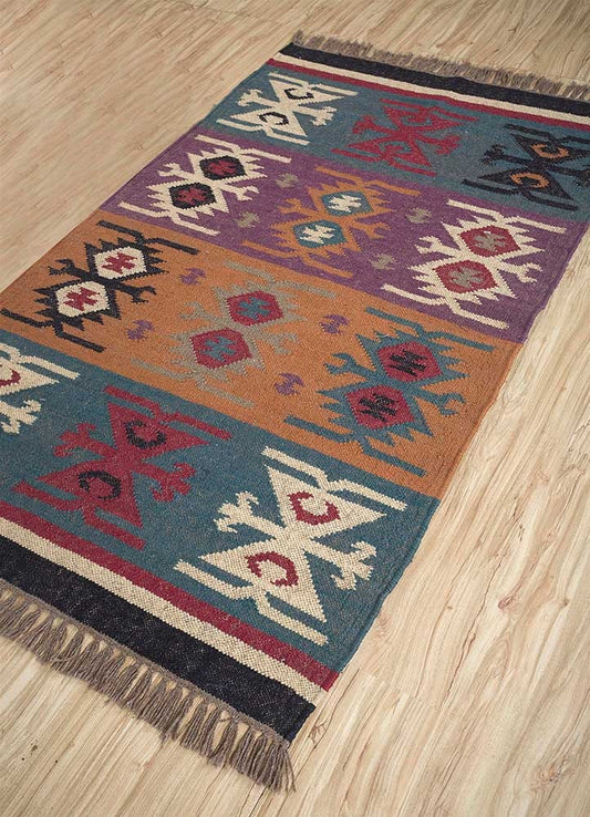 Multicolored Handwoven Panja Wool And Jute Rug | Traditional design Kilim rugs| Bedside runner Goodlyfe