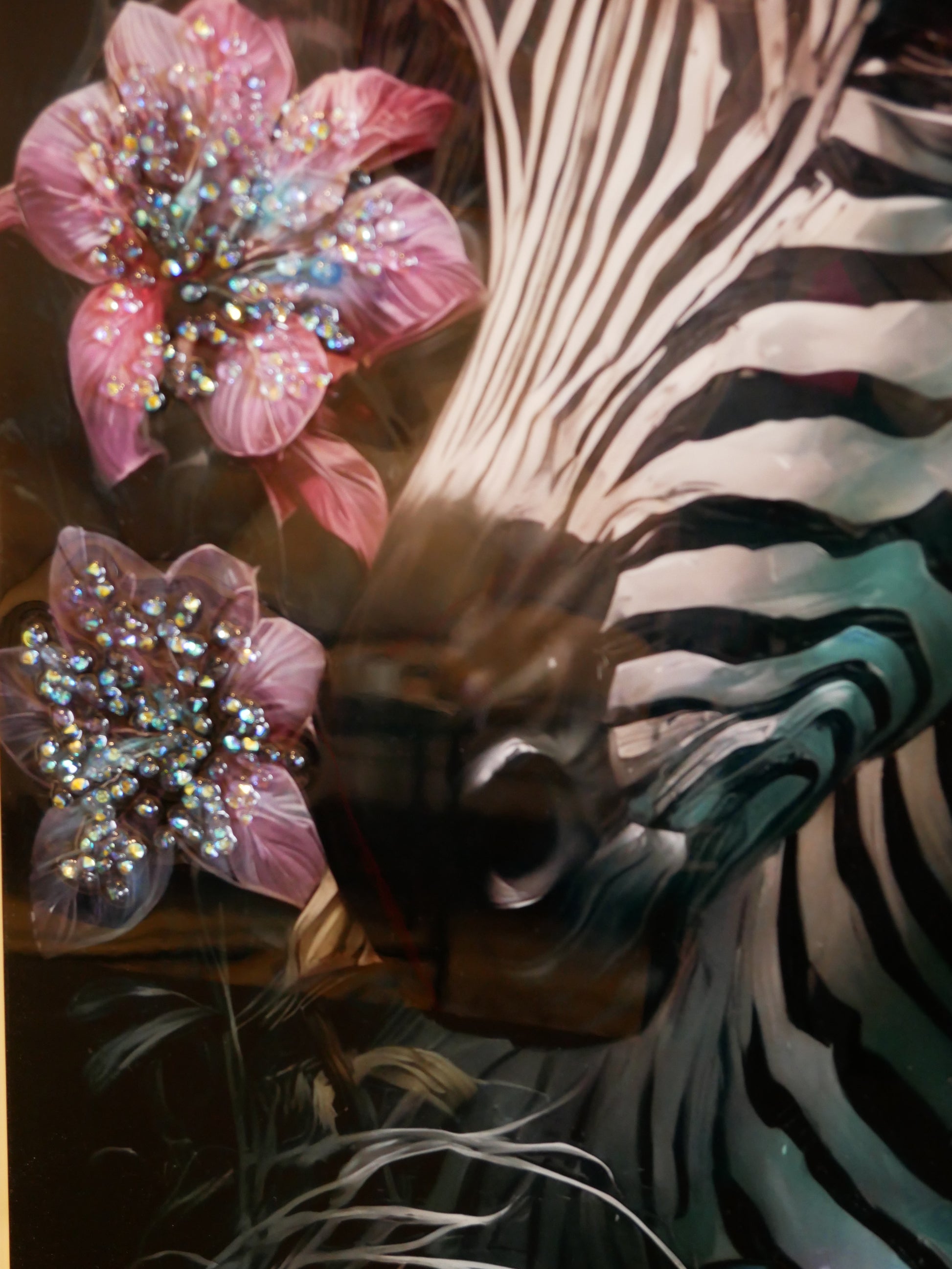 Zebra Bloom Crystal wall art||40x60cm