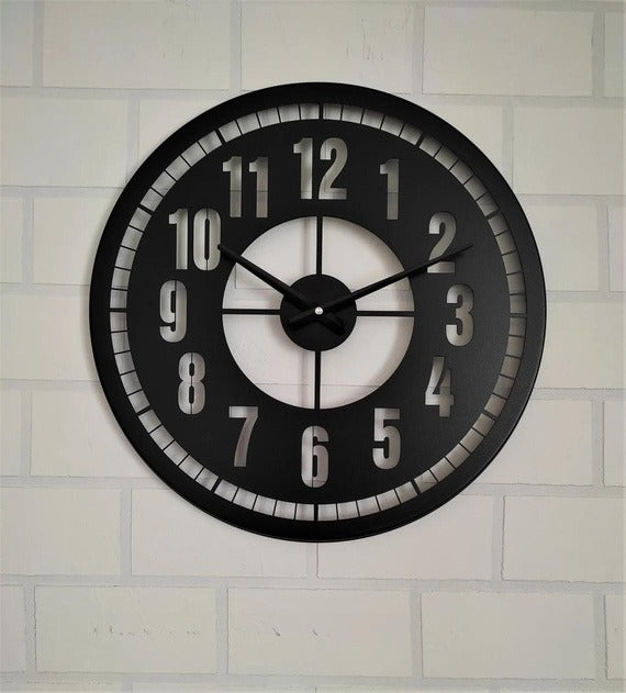 Iron Edge Classic Clock (18",20",24") INCH | Silent quartz| Customizable