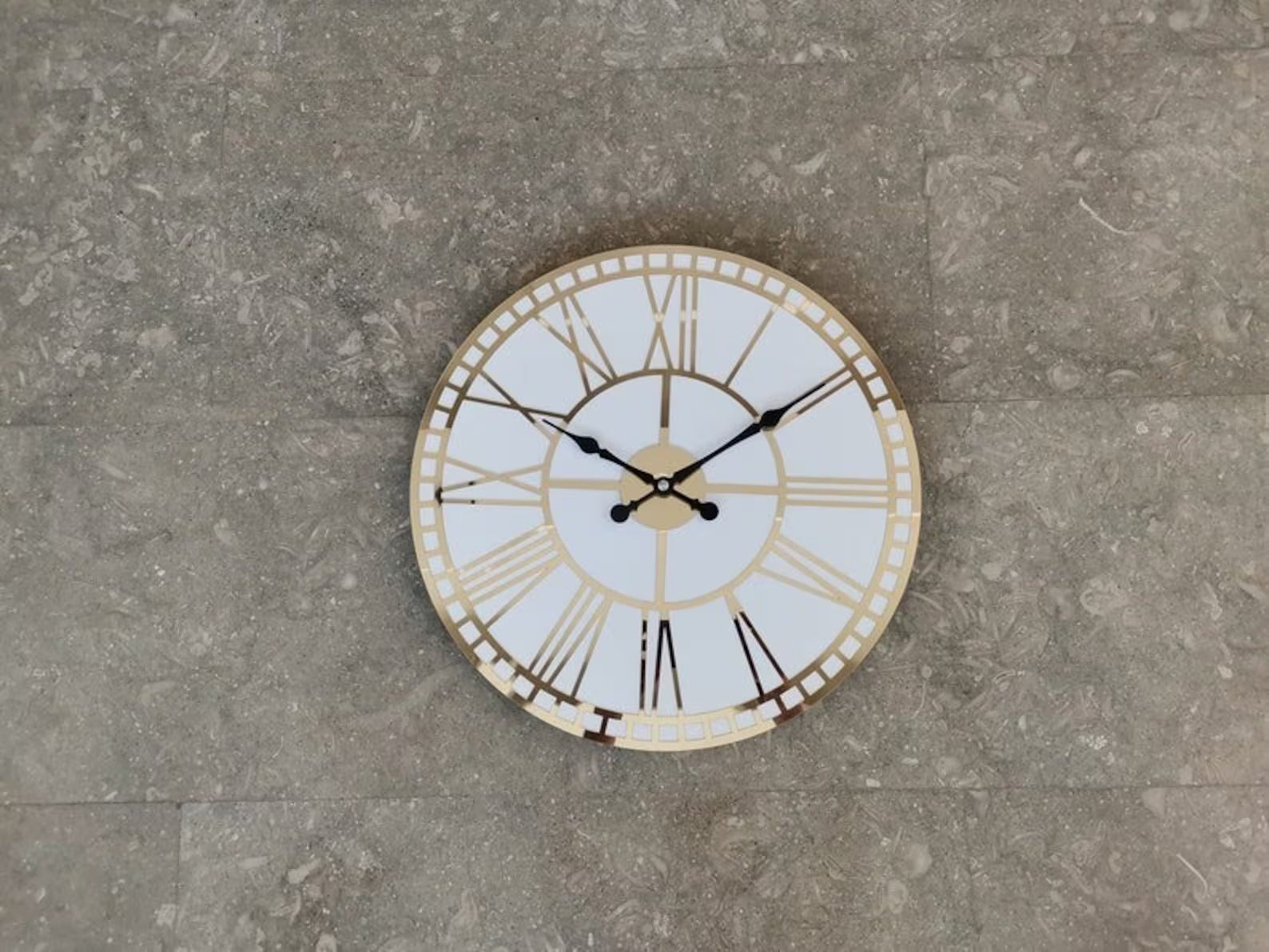 Royal Roman – Antique Style Clock (18",20"24") INCH| Silent quartz| Customizable